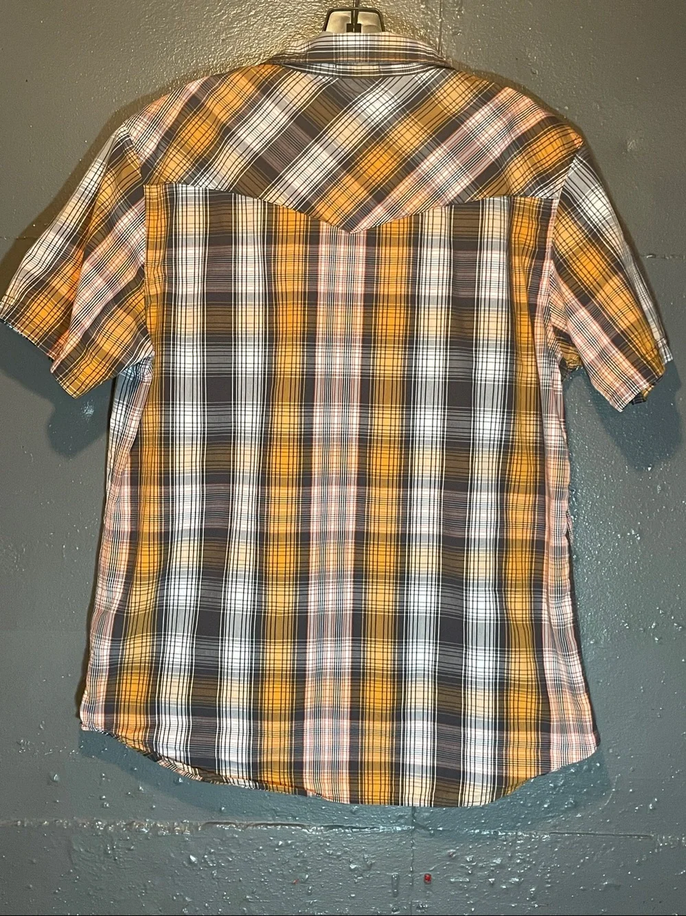 Levi's Short Sleeve Plaid Button-Down Shirt in Yellow, Black and White